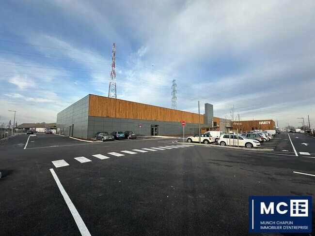 Plus de détails pour Local commercial à louer