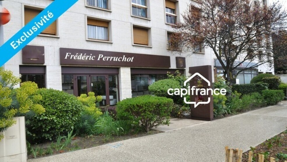 Local commercial dans Clermont-Ferrand à louer - Photo de l’immeuble – Image 2 sur 3