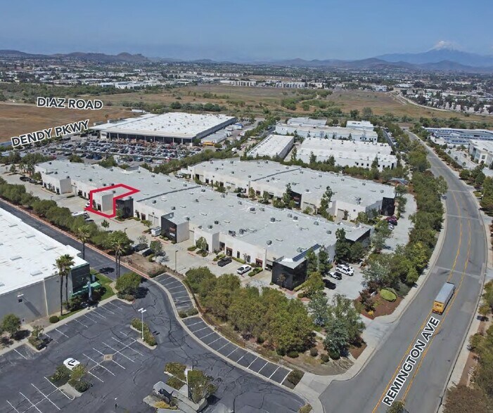42225 Remington Ave, Temecula, CA à vendre - Photo de l’immeuble – Image 2 sur 4