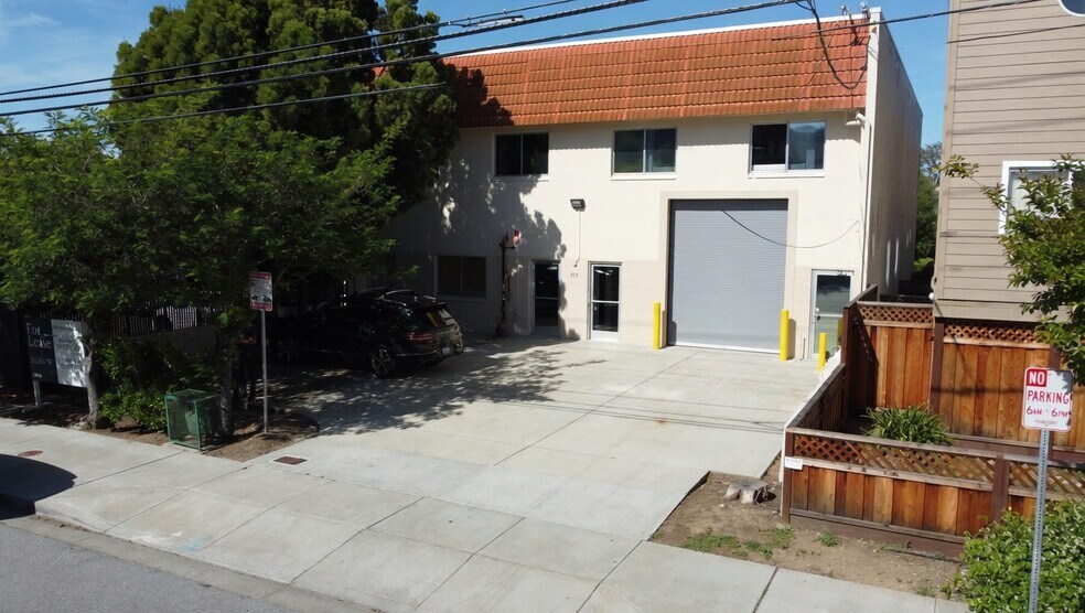 305 Old County Rd, San Carlos, CA à louer - Photo de l’immeuble – Image 2 sur 23