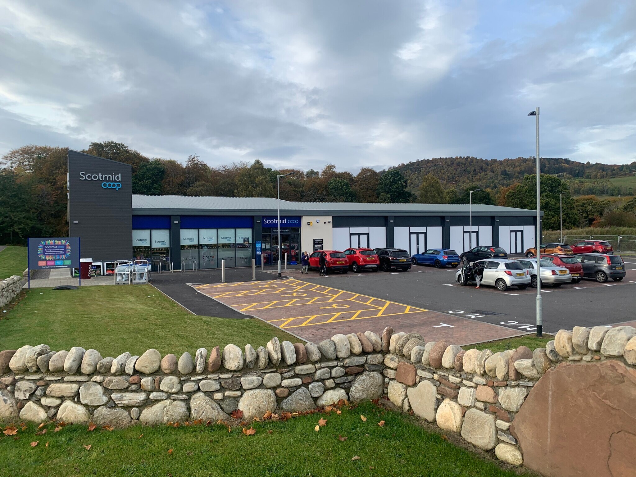 Kilmore Rd, Drumnadrochit à louer Photo principale– Image 1 sur 5