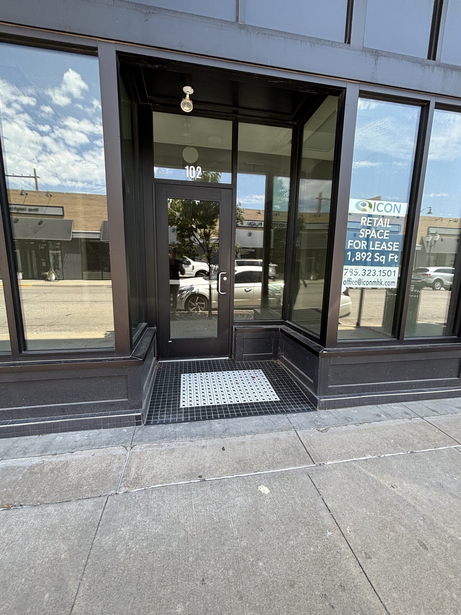 121 S 4th St, Manhattan, KS à louer Photo intérieure– Image 1 sur 4