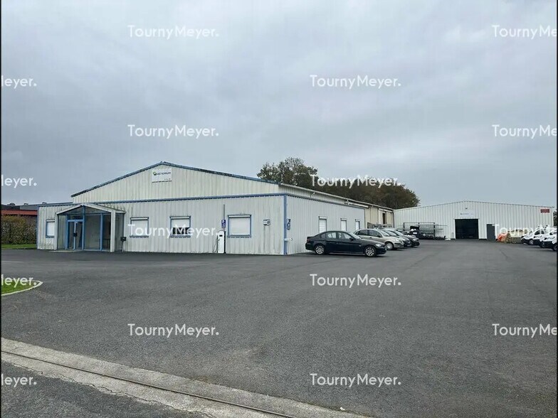 Local d'activités dans La Chevrolière à vendre - Photo de l’immeuble – Image 1 sur 8