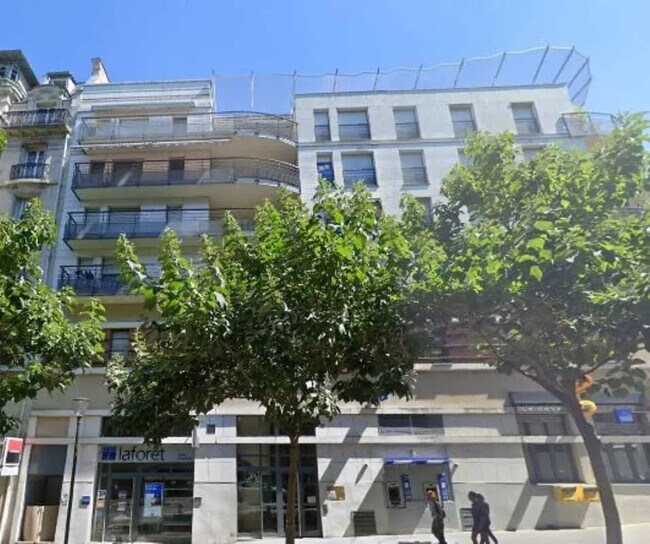 Plus de détails pour Bureau à louer