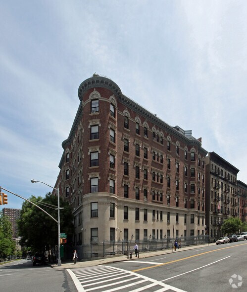 583 Riverside Dr, New York, NY à louer - Photo principale – Image 1 sur 14