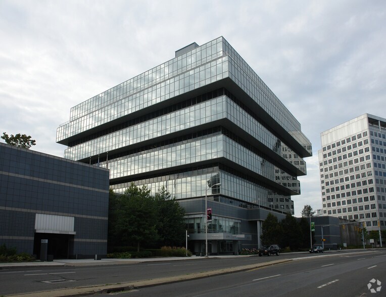 201 Tresser Blvd, Stamford, CT à louer - Photo de l’immeuble – Image 3 sur 9