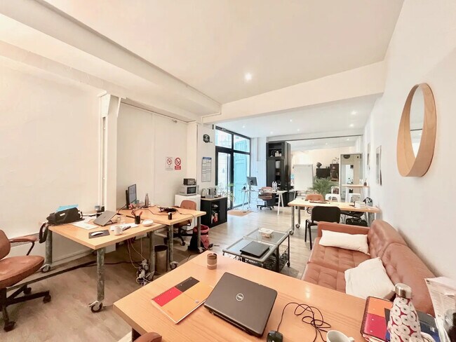 Plus de détails pour Bureau à louer