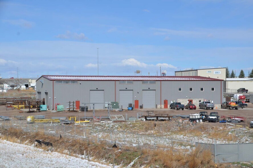 112 Southwest Dr, Cheyenne, WY à louer - Photo principale – Image 1 sur 15
