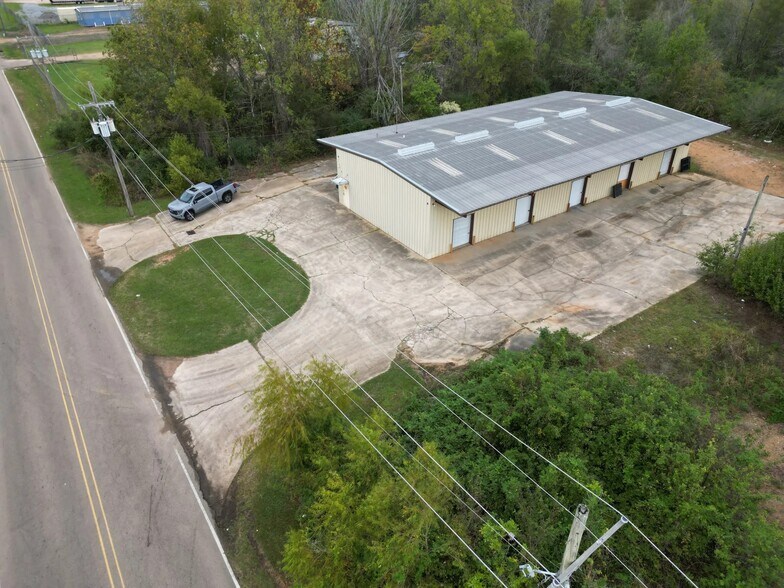 5270 Greenway Drive Ext, Jackson, MS à vendre - Photo de l’immeuble – Image 1 sur 12
