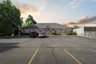 Plus de détails pour 701 E State St, Saint Johns, MI - Bureau à vendre