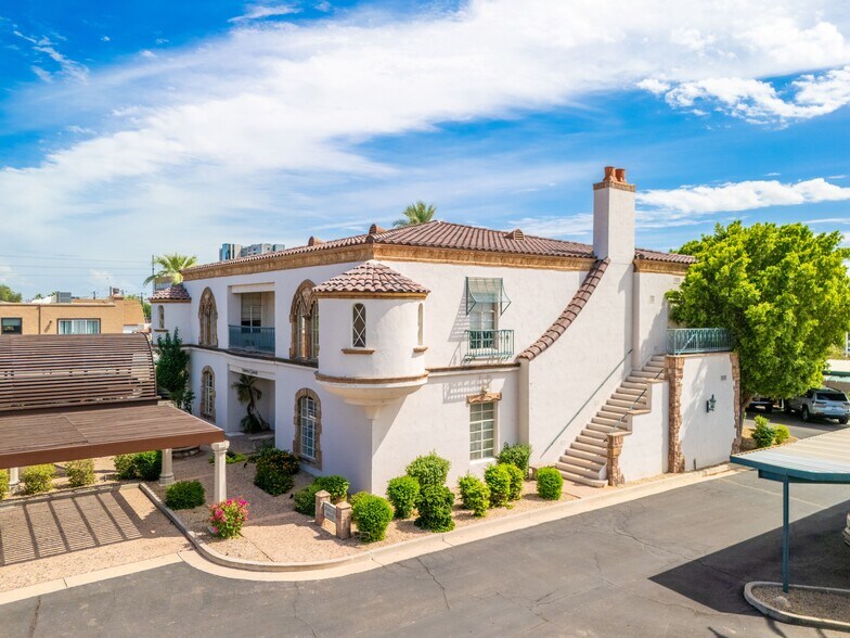 365 E Coronado Rd, Phoenix, AZ à vendre - Photo de l’immeuble – Image 1 sur 8