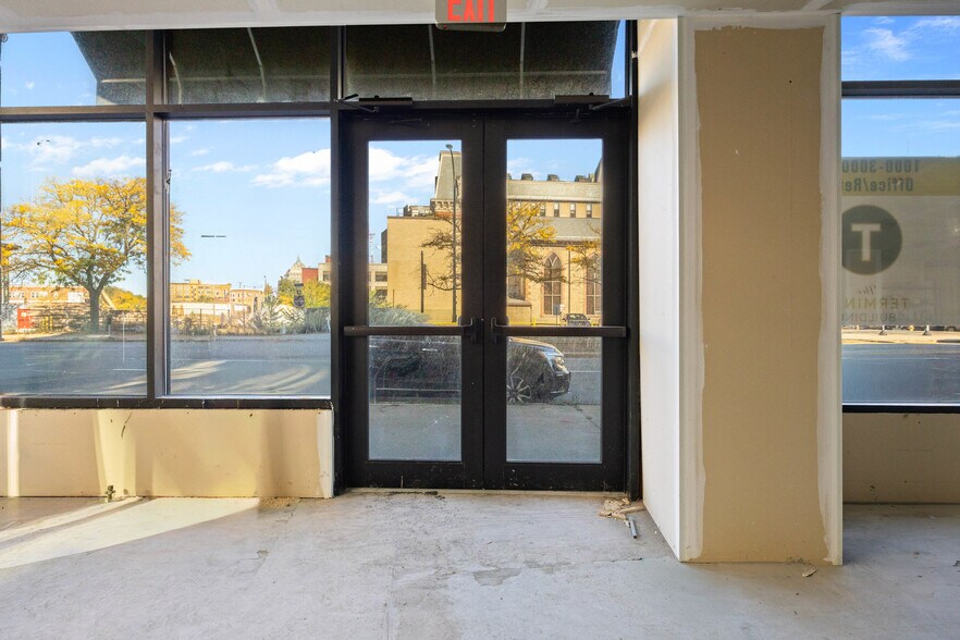 65 W Broad St, Rochester, NY à louer - Photo de l’immeuble – Image 2 sur 37