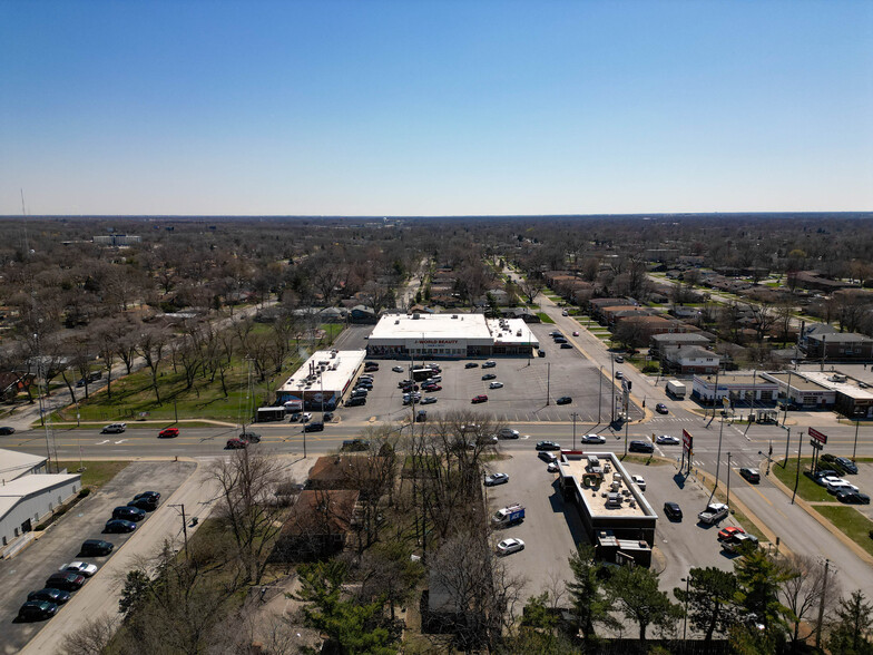 1205-1245 E Sibley Blvd, Dolton, IL à louer - Photo de l’immeuble – Image 2 sur 8