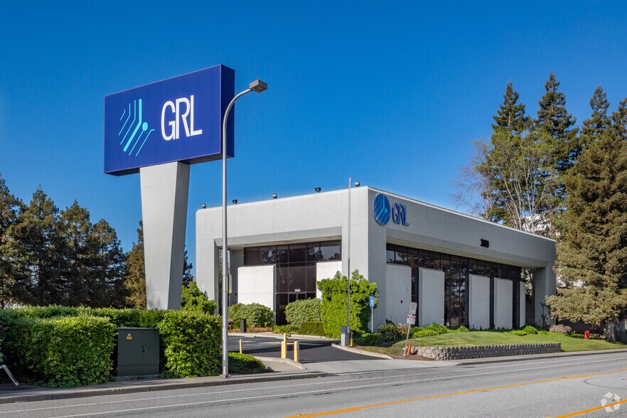 3000 Lakeside Dr, Santa Clara, CA à louer - Photo de l’immeuble – Image 2 sur 26