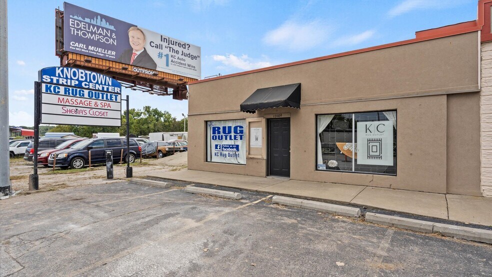 13101-13109 E Blue Pky, Kansas City, MO à vendre - Photo de l’immeuble – Image 3 sur 31