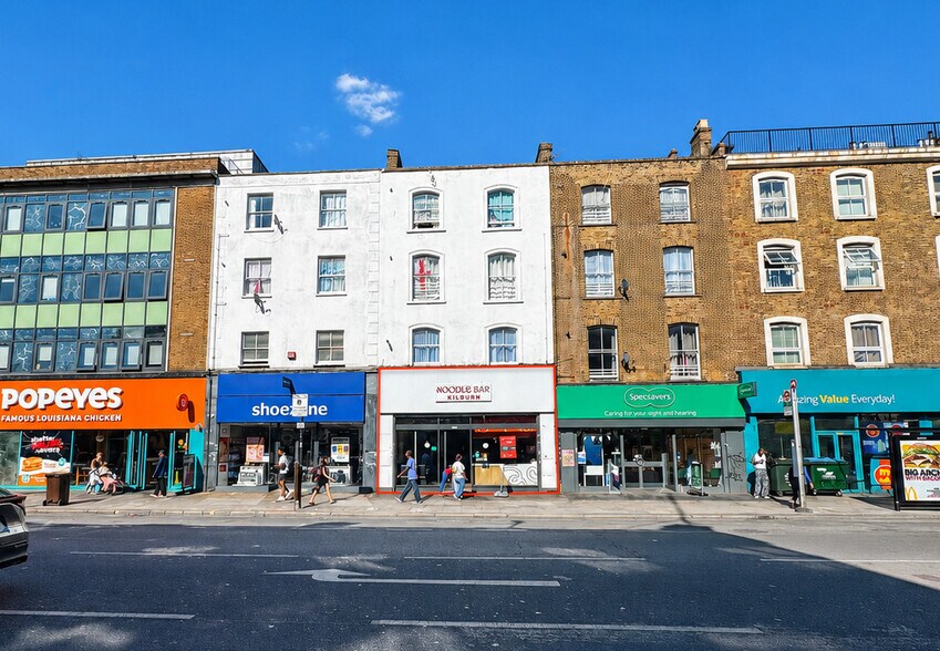 118 Kilburn High Rd, Londres à louer - Photo de l’immeuble – Image 1 sur 10
