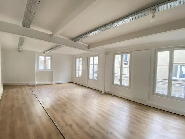 Plus de détails pour Bureau à louer