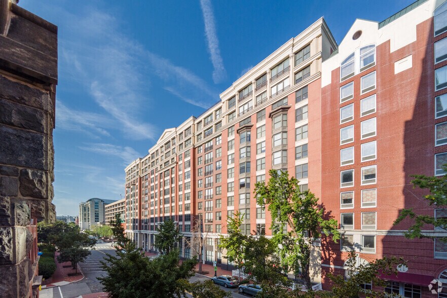 770 5th St NW, Washington, DC à louer - Photo de l’immeuble – Image 2 sur 26