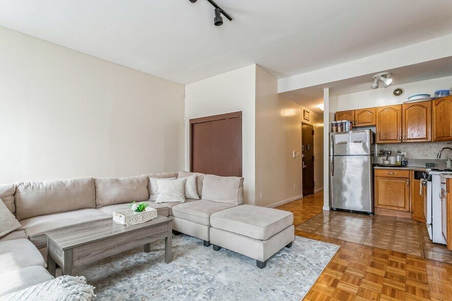 2150 Fifth Ave, New York, NY à vendre - Photo intérieure – Image 3 sur 30
