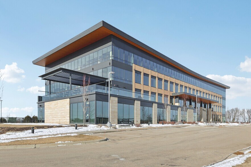 4807 Innovate Ln, Madison, WI à louer - Photo de l’immeuble – Image 2 sur 4