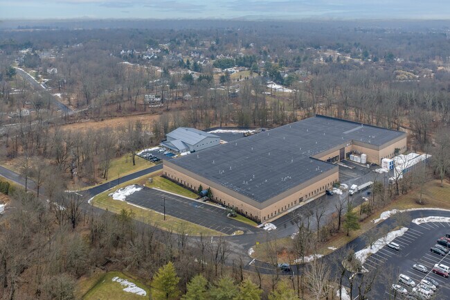 Plus de détails pour 100 Readington Rd, Branchburg, NJ - Industriel/Logistique à louer