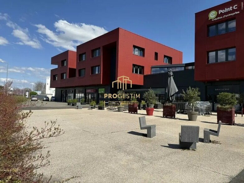 Bureau dans Dijon à louer - Photo de l’immeuble – Image 1 sur 12