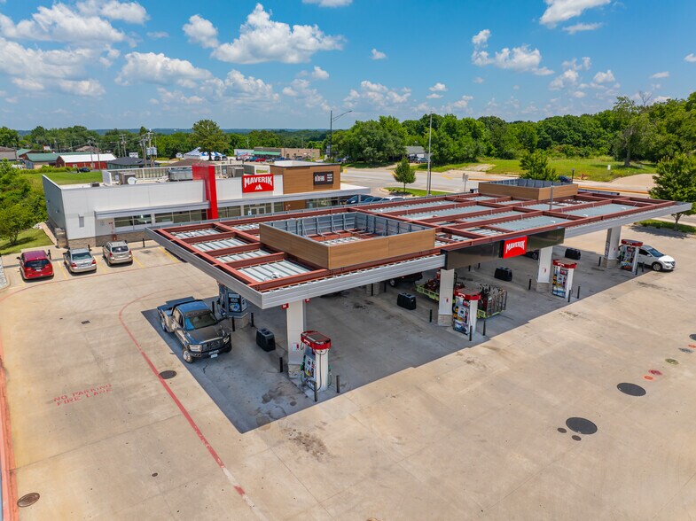 305 W South St, Ozark, MO à vendre - Photo de l’immeuble – Image 2 sur 8