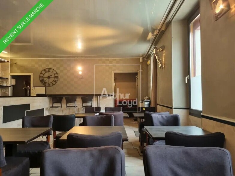 Local commercial dans Voisenon à vendre - Photo de l’immeuble – Image 2 sur 6