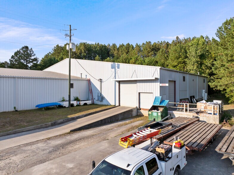 425 Wilbanks Dr, Ball Ground, GA à vendre - Photo de l’immeuble – Image 3 sur 7