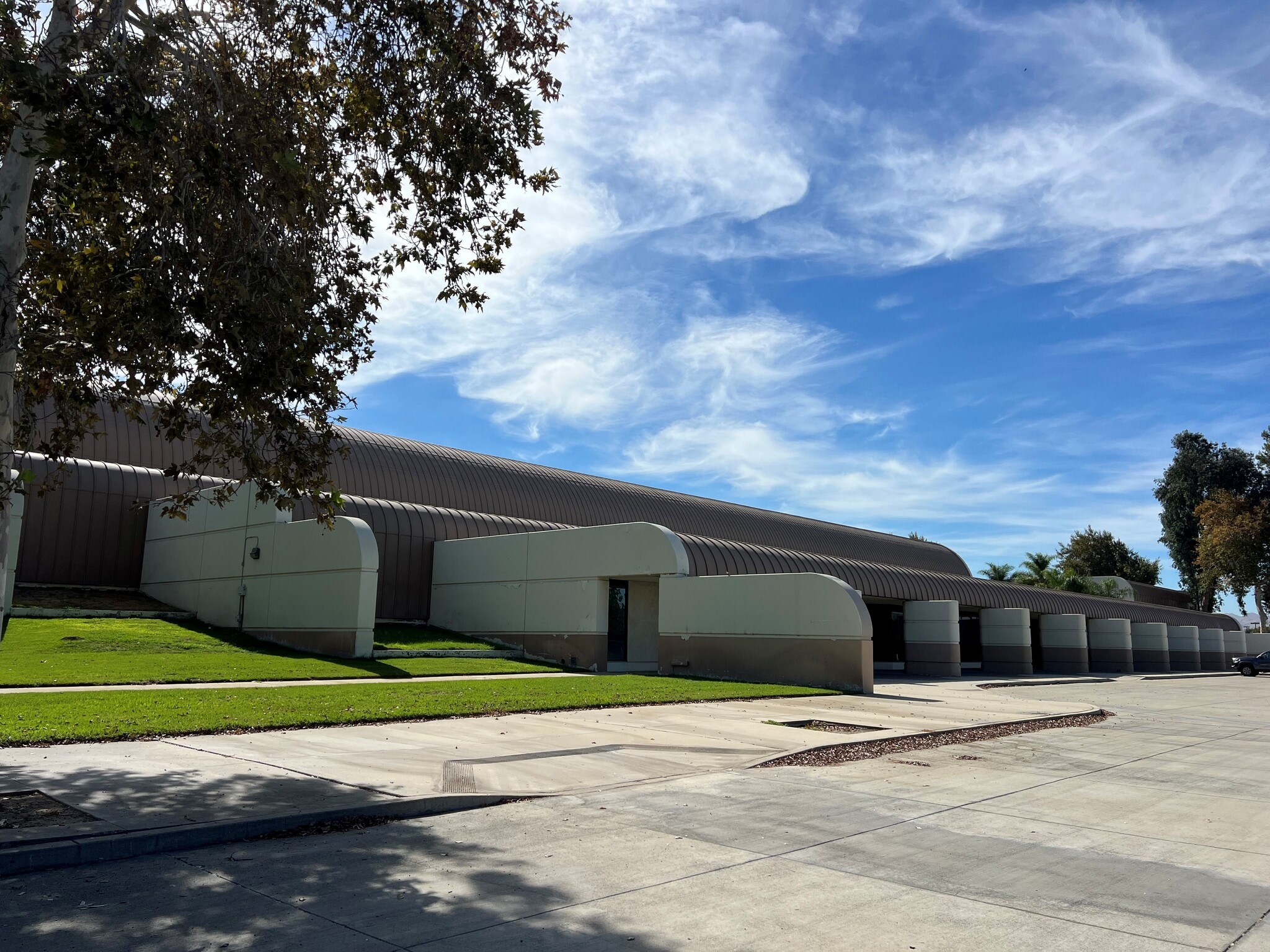 115 N Del Rosa Dr, San Bernardino, CA à louer Photo intérieure– Image 1 sur 29