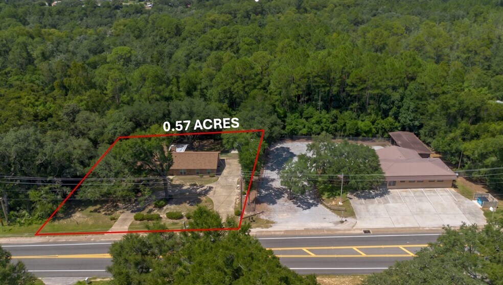 6904 Fairfield Dr, Pensacola, FL à vendre - Photo de l’immeuble – Image 2 sur 20