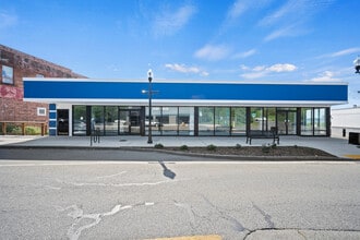 439 Peace Portal Dr, Blaine, WA à louer Photo intérieure– Image 1 sur 17