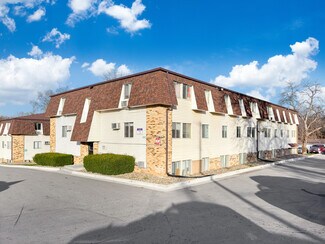 Plus de détails pour 5209 SW 9th St, Des Moines, IA - Logement à vendre