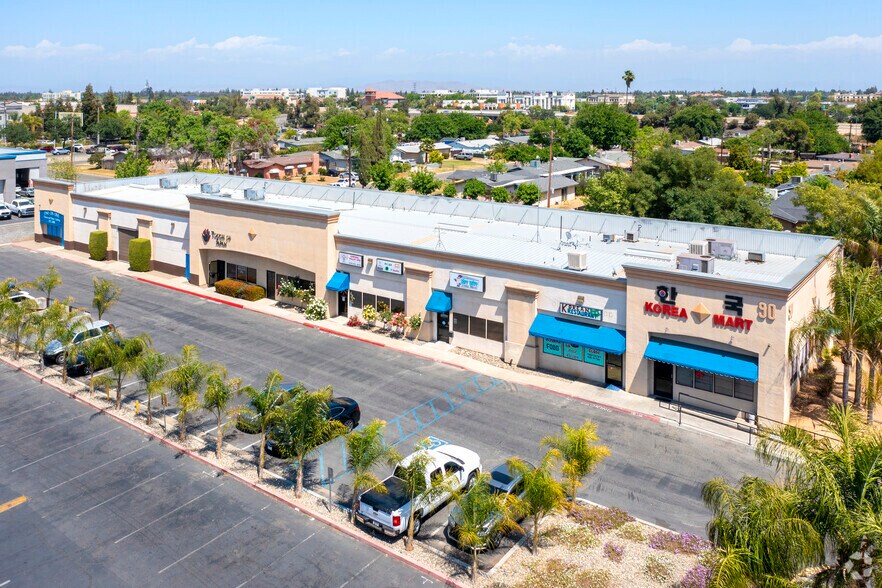 90 E Magill Ave, Fresno, CA à vendre - Aérien – Image 3 sur 7