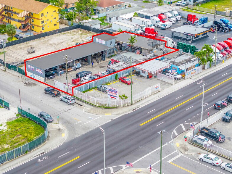2395 NW 36th St, Miami, FL à louer - Aérien – Image 3 sur 11