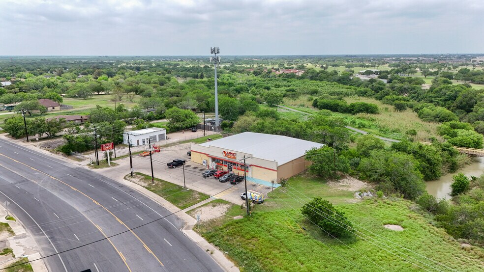 110 S Rangerville Rd, Harlingen, TX à vendre - Photo de l’immeuble – Image 2 sur 16