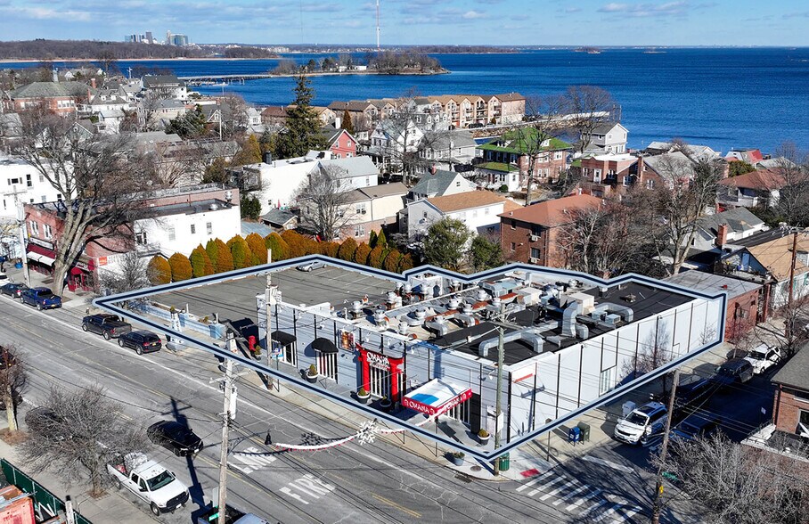 500 City Island Ave, Bronx, NY à vendre - Photo de l’immeuble – Image 3 sur 13