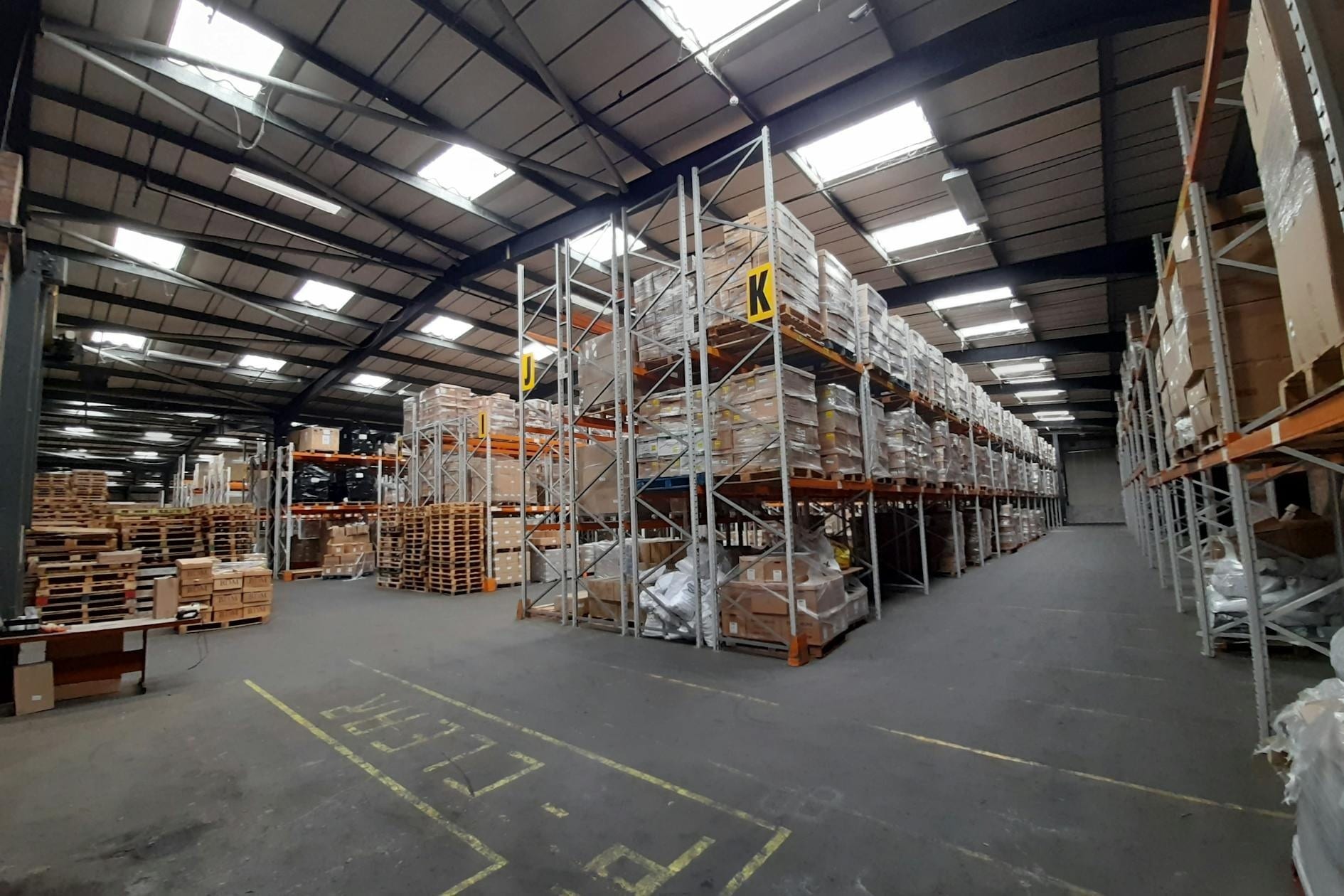 Hamilton Close, Basingstoke à louer Photo intérieure– Image 1 sur 3