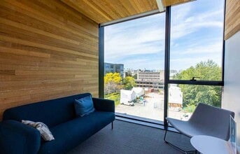 2405 Wesbrook Mall, Vancouver, BC à louer Photo intérieure– Image 2 sur 2