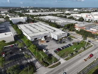 Plus de détails pour 10100 NW 25th St, Miami, FL - Industriel/Logistique à louer