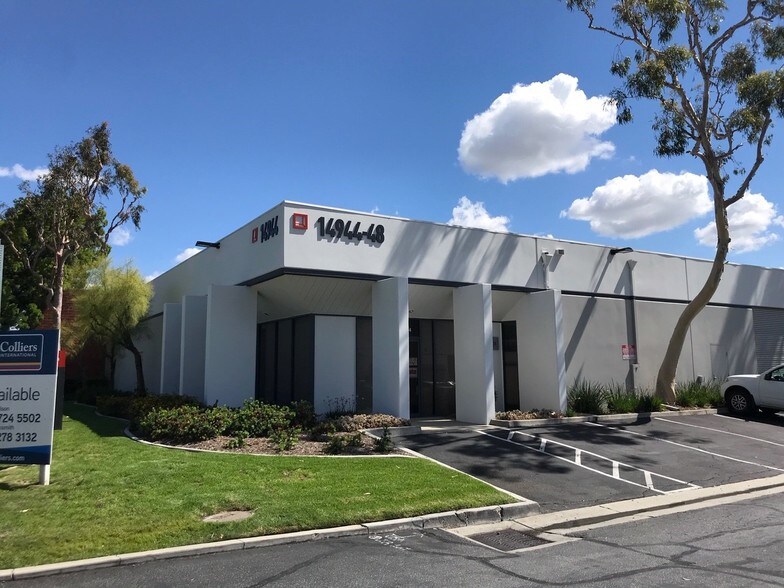 14944 Shoemaker Ave, Santa Fe Springs, CA à louer - Photo de l’immeuble – Image 1 sur 10