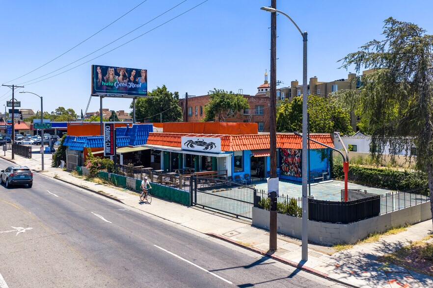 5818-5820 Melrose Ave, Los Angeles, CA à louer - Photo de l’immeuble – Image 1 sur 7
