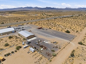 1125 N Lowell Rd, Golden Valley, AZ à louer Photo intérieure– Image 2 sur 21