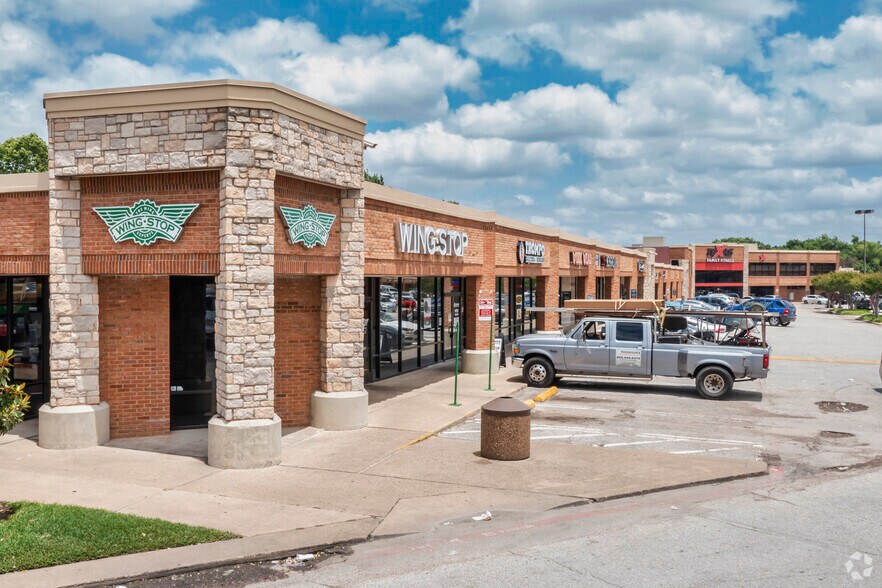 901-1251 Northwest Hwy, Garland, TX à louer - Photo de l’immeuble – Image 3 sur 6