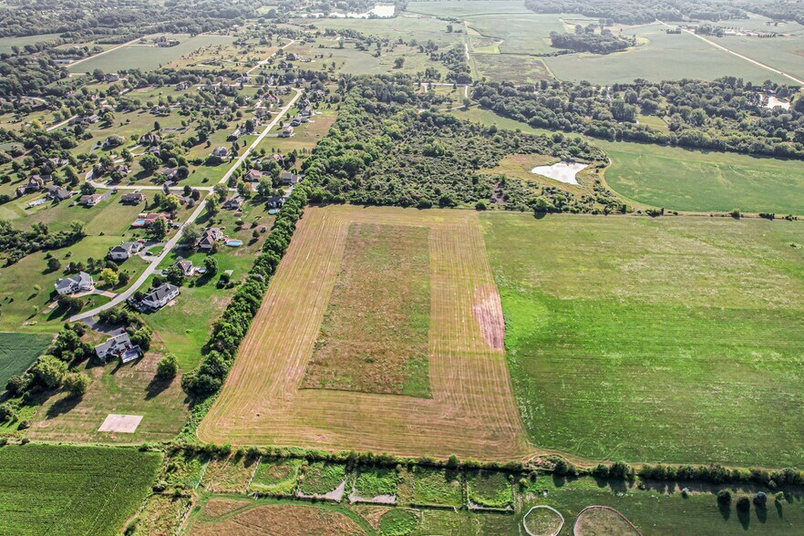 26270 Royal Crest dr, Crete, IL à vendre - Photo de l’immeuble – Image 3 sur 12