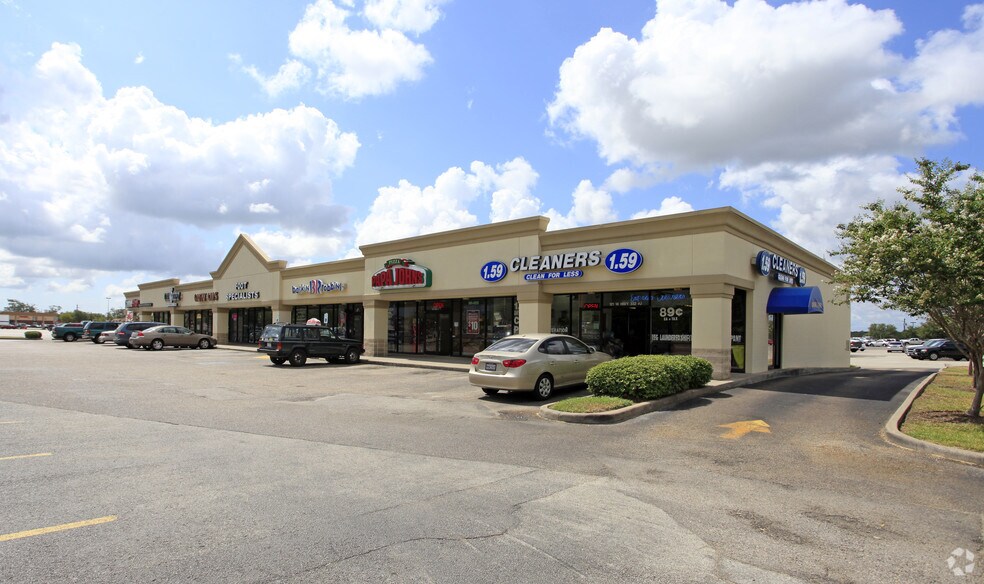 121C Highway 332 W, Lake Jackson, TX à louer - Photo de l’immeuble – Image 2 sur 2
