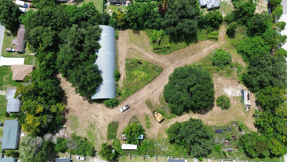 820 Pine Rd, Auburndale, FL à vendre - Photo de l’immeuble – Image 1 sur 5