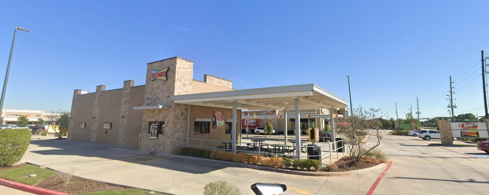 9740 Gaston Rd, Katy, TX à louer - Photo de l’immeuble – Image 2 sur 11