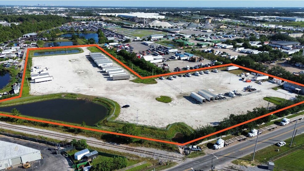 335 Central Florida Pky, Orlando, FL à louer - Photo de l’immeuble – Image 2 sur 11