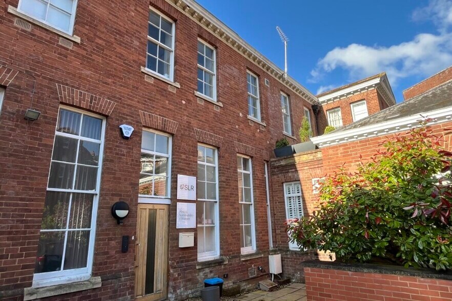 Dean Clarke Gardens, Exeter à louer - Photo de l’immeuble – Image 1 sur 3